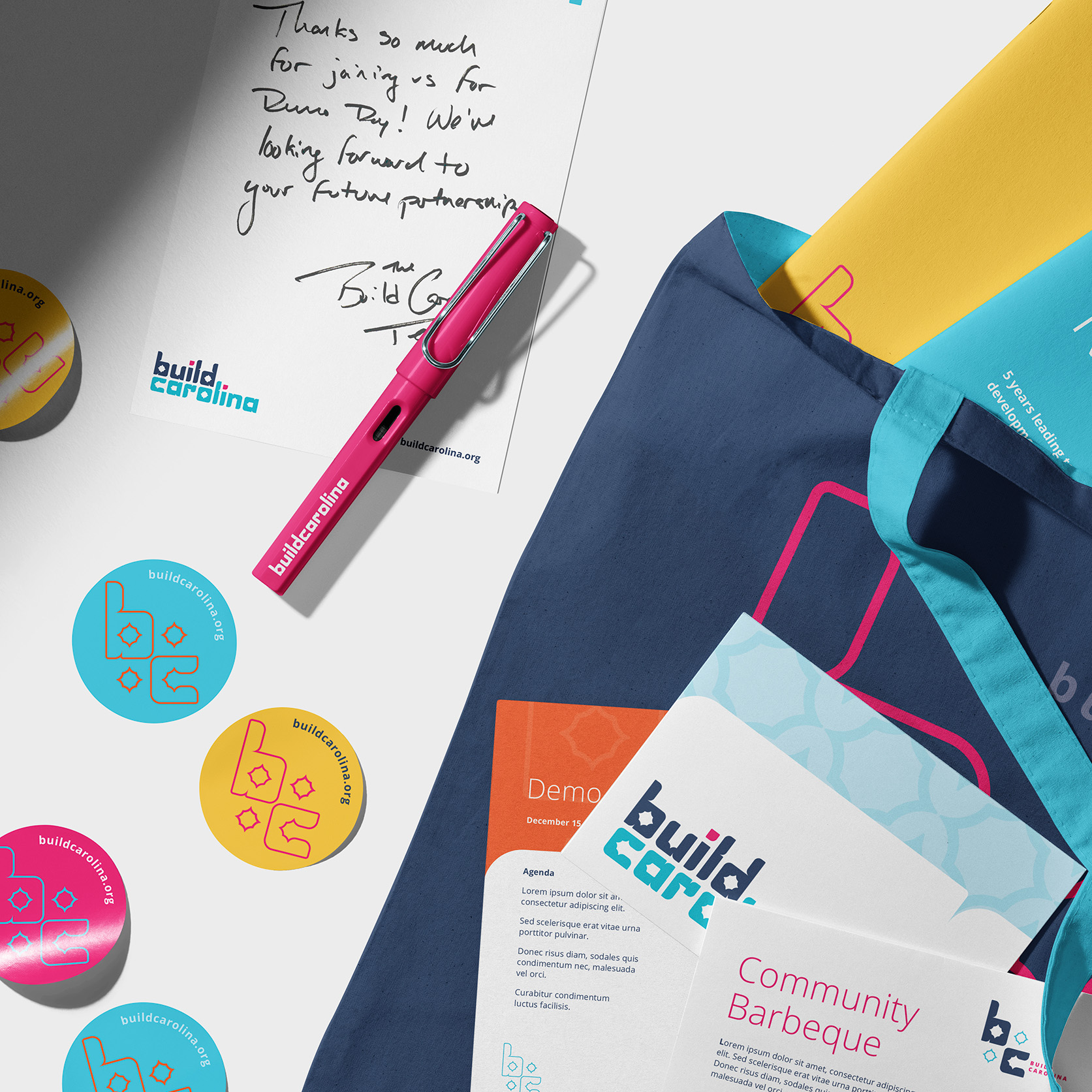 Build Carolina stationery and swag